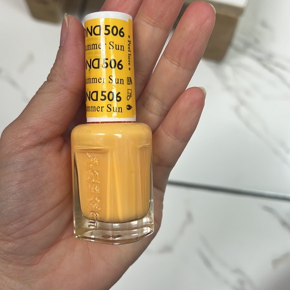 New regular polish for sale - Picture 4 of 8